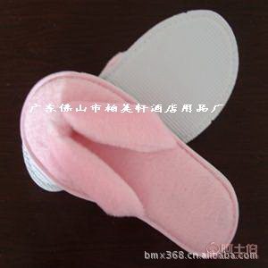 柏美軒廠家直銷 專注酒店拖鞋與毛巾人字拖的專業(yè)供應(yīng)商